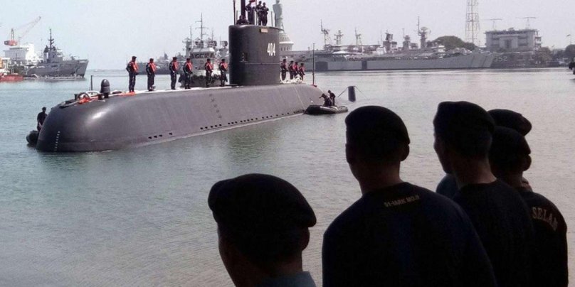 Подводная лодка б-402