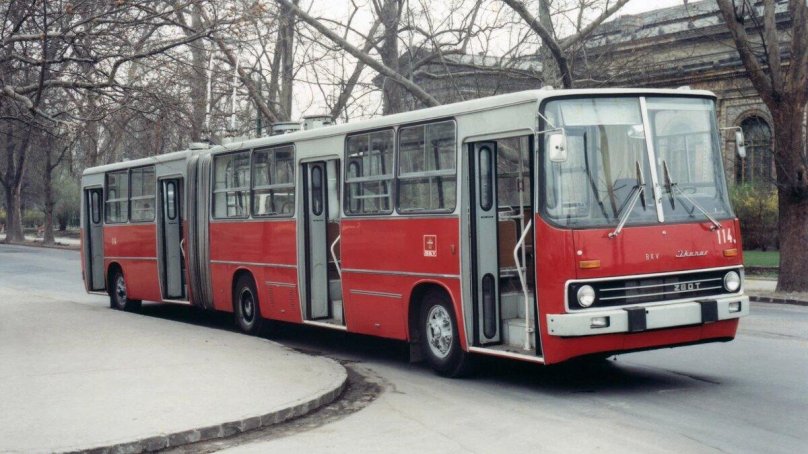 Ikarus 280t