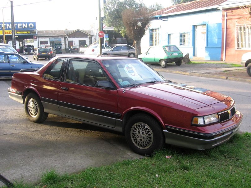 Oldsmobile Cutlass Ciera 1990