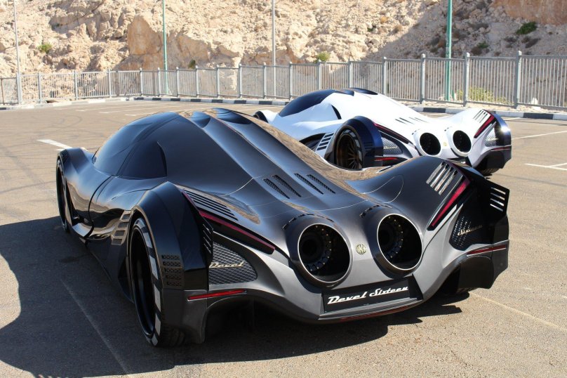 Devel Sixteen 5000 л.с