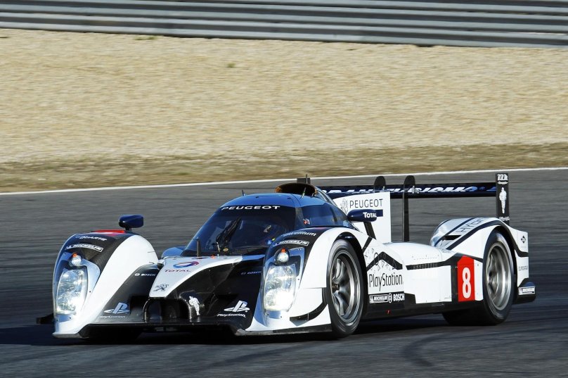 Peugeot 908