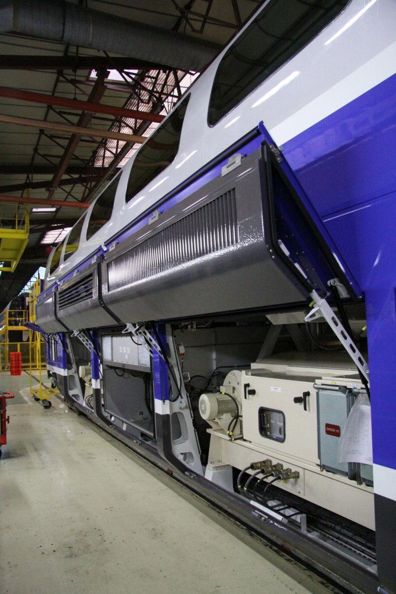 Робот TGV на заводе