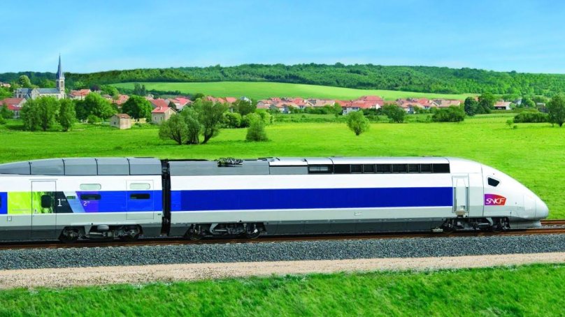Скоростной поезд TGV Франция