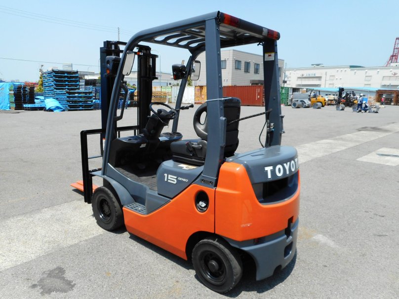 Вилочный погрузчик Тойота 5fd50
