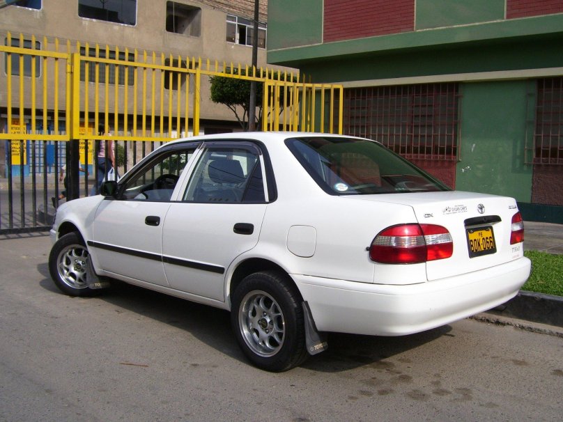 Toyota Corolla 1999