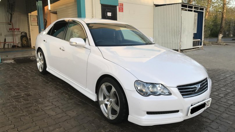 Toyota Mark x grx120