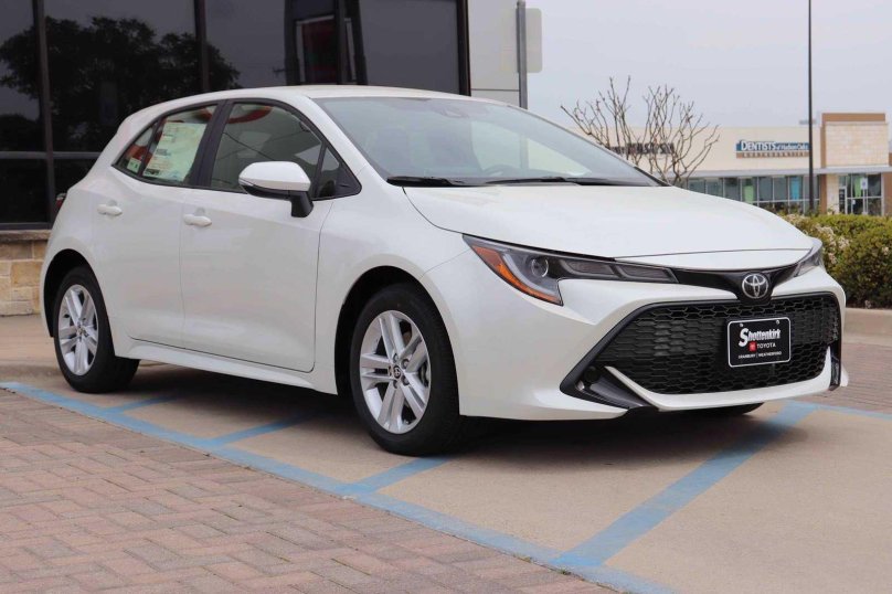 Toyota Corolla 2020 хэтчбек