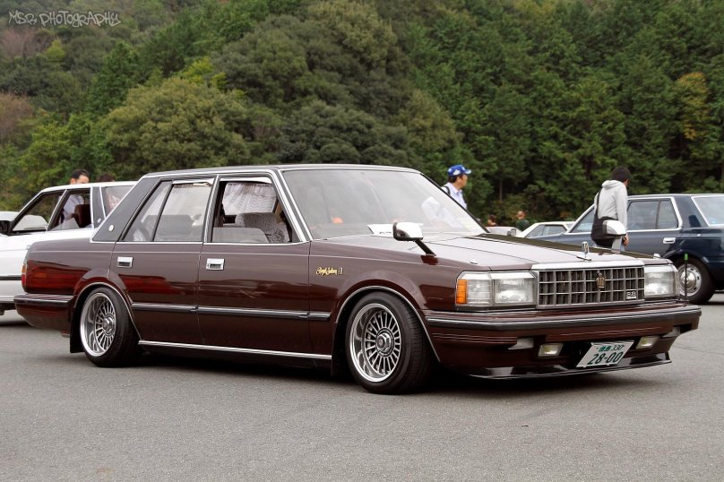 Toyota Crown s120