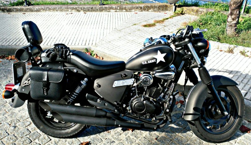 Keeway Superlight 200