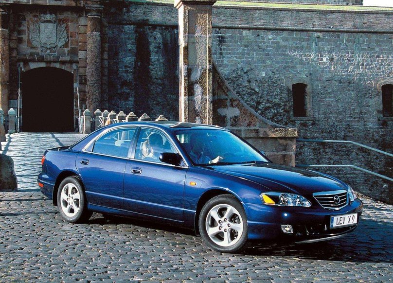 Мазда Кседос 2000