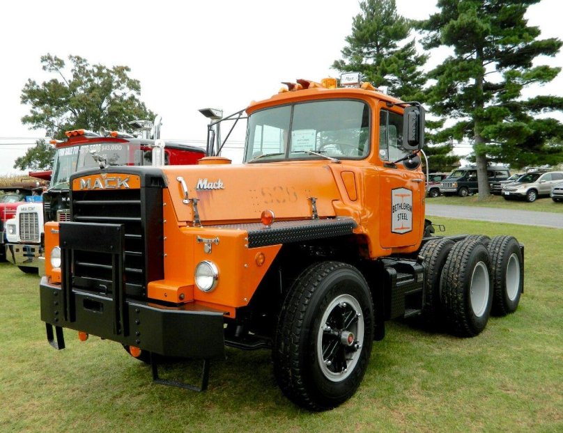 Mack dm800