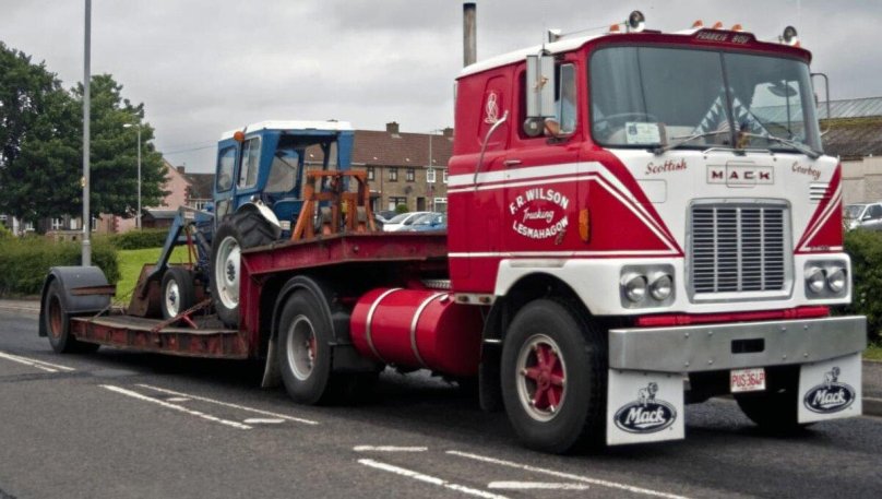 Mack f700
