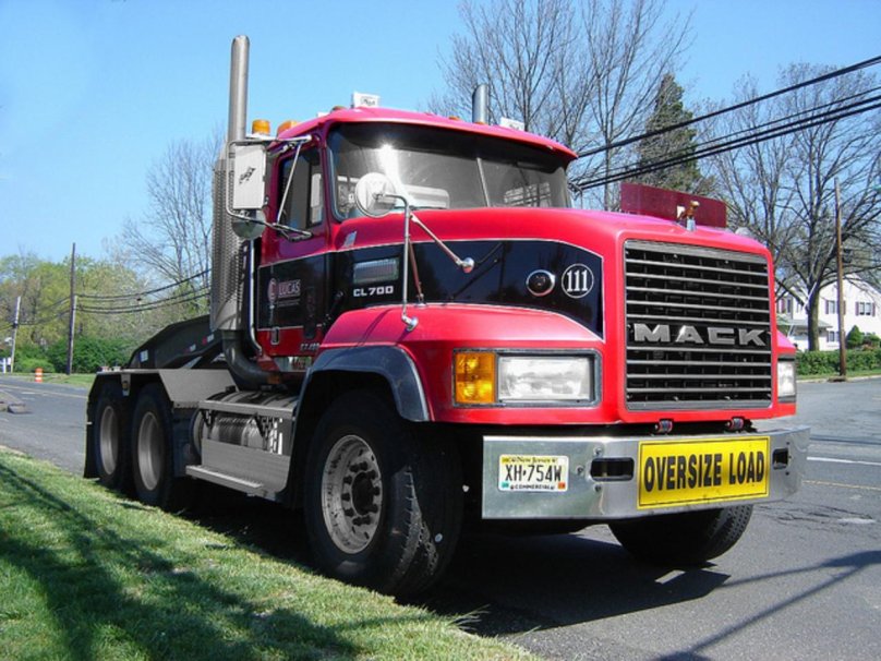 Mack cl700