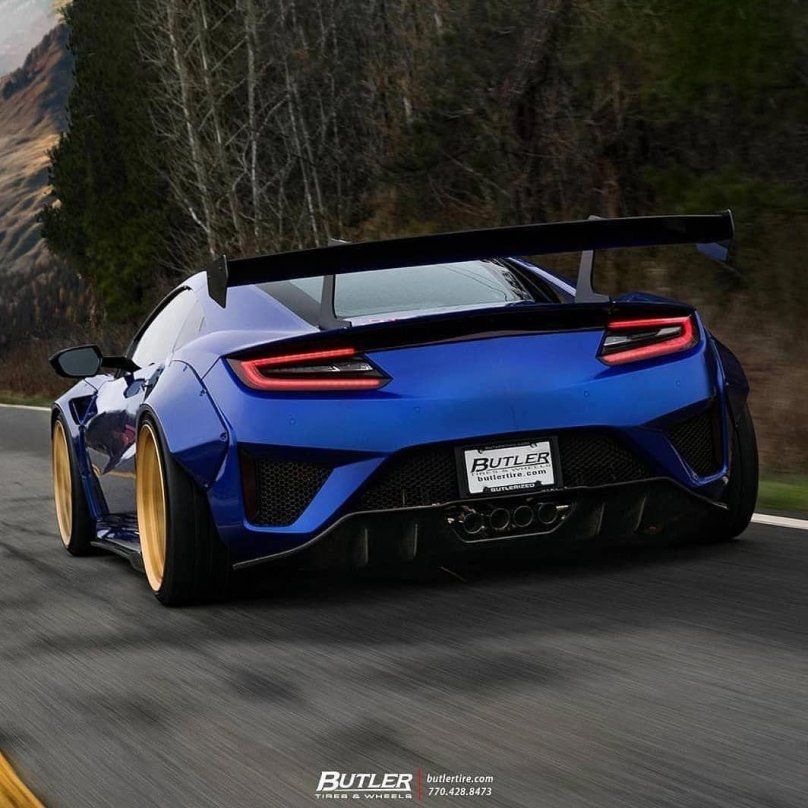 Honda NSX от Liberty walk