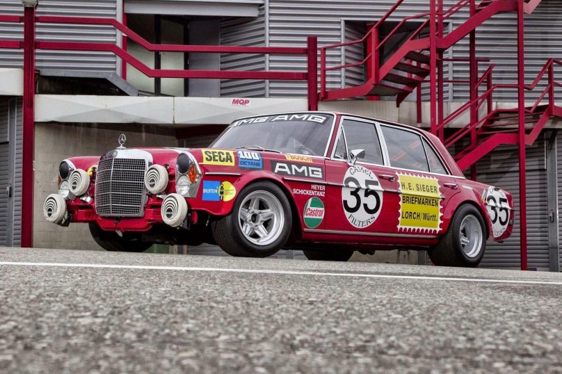 Mercedes Benz 300 sel AMG
