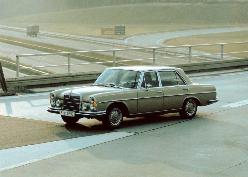 Mercedes Benz 300 sel