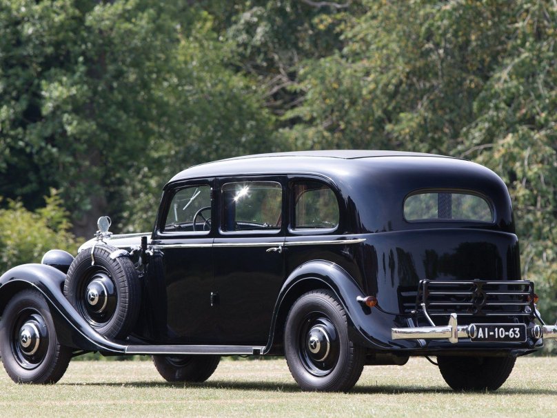 Мерседес Бенц w142