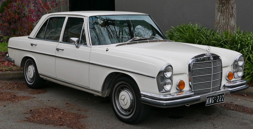 Mercedes-Benz 280se w108