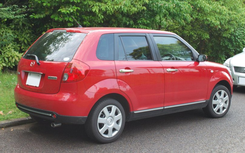 Мазда Вериса 2006