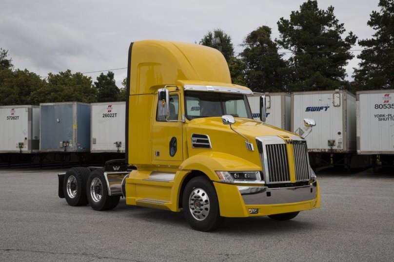 Вестерн Стар грузовик 5700