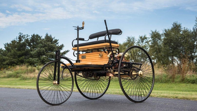 Автомобиль Карл Бенц 1885 год