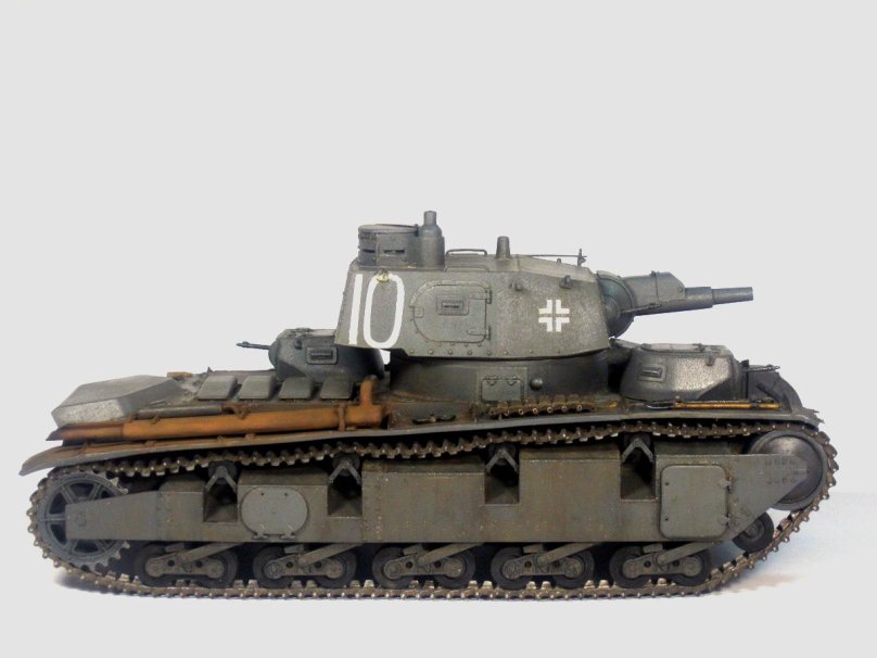 Танк Panzerkampfwagen Neubaufahrzeug