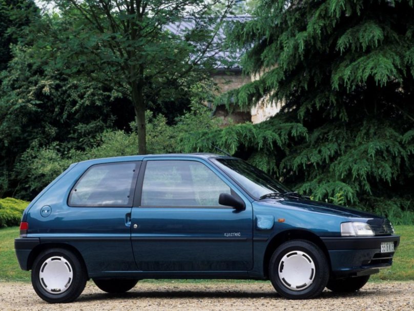 Peugeot 106 хэтчбек