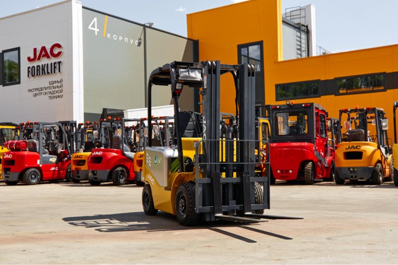 Погрузчик Джак