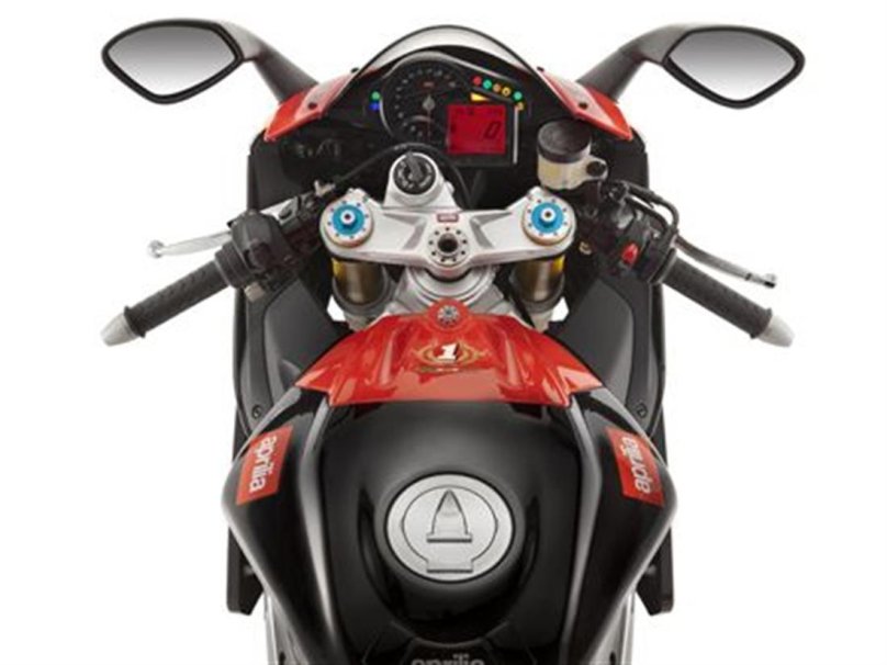 Aprilia rsv4 2010