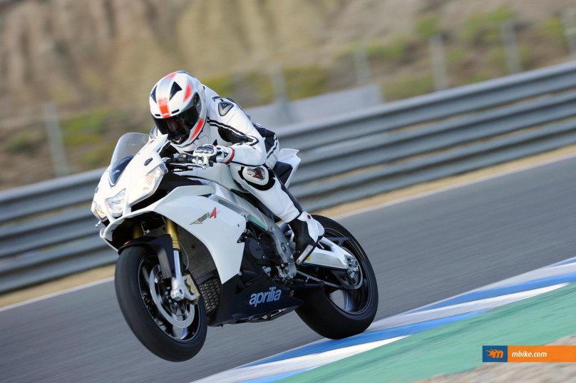 Aprilia rsv4 2012