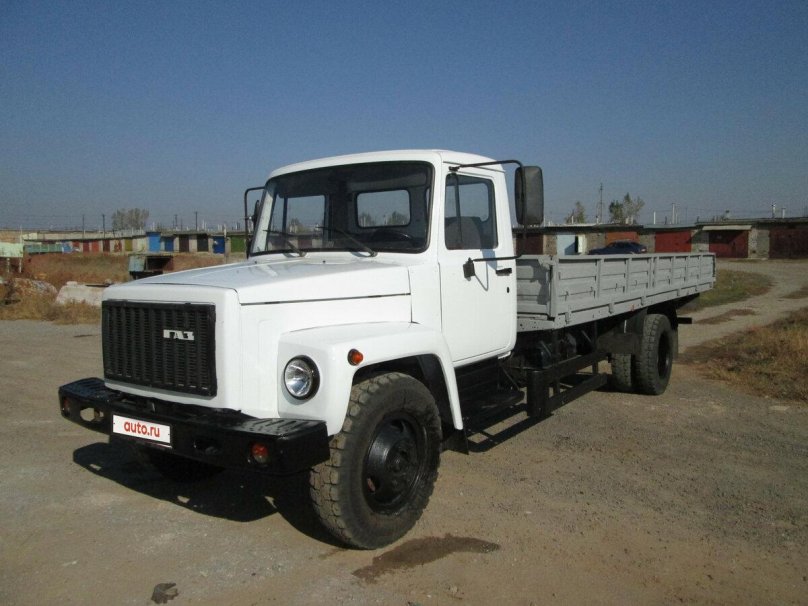 ГАЗ 3307 бортовой