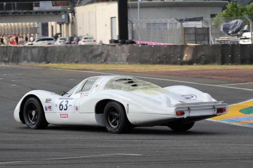 Porsche 907 Gulf