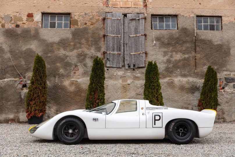 Порше 910 старый