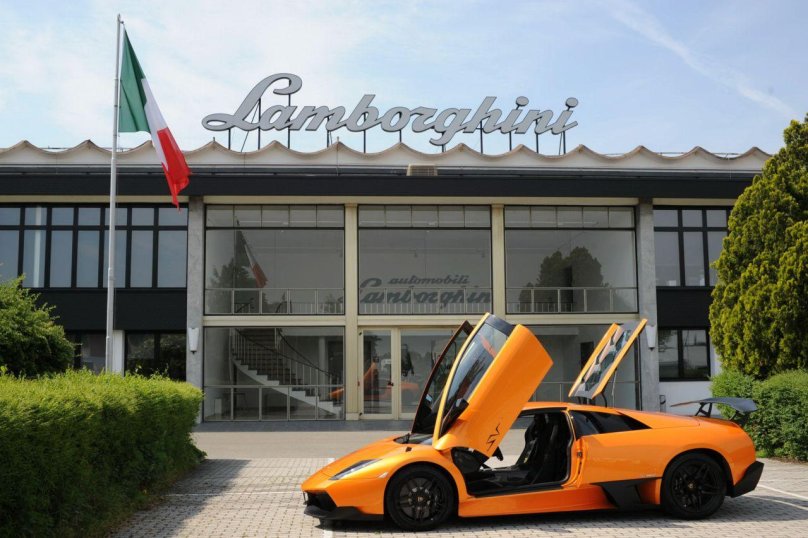 Сант Агата болоньезе завод Lamborghini