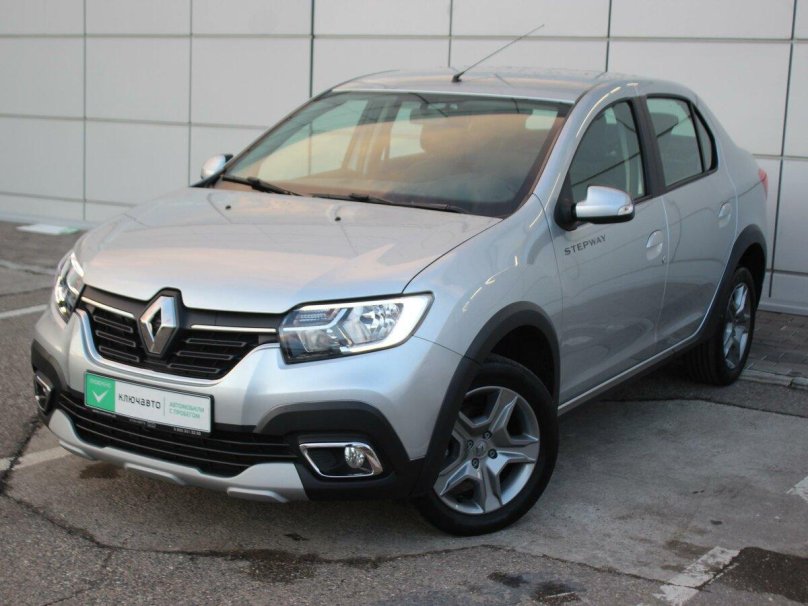 Renault Logan Stepway серый