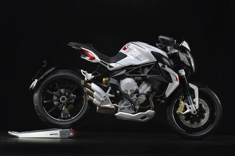Мотоцикл MV Agusta brutale