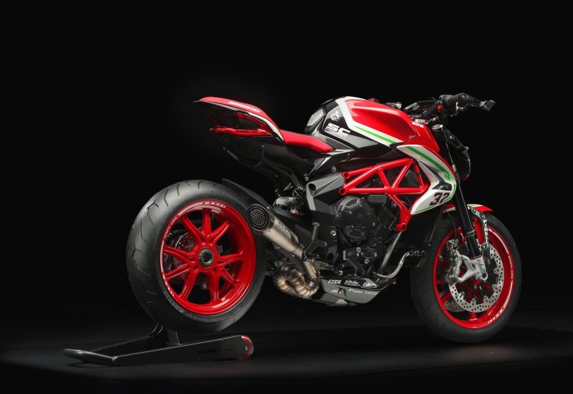 MV Agusta brutale 800