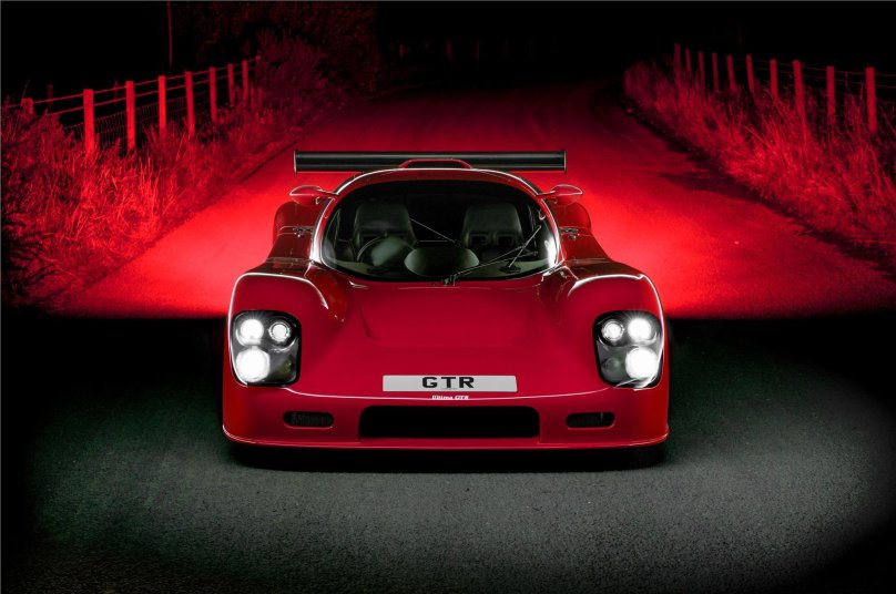 Ultima автомобиль