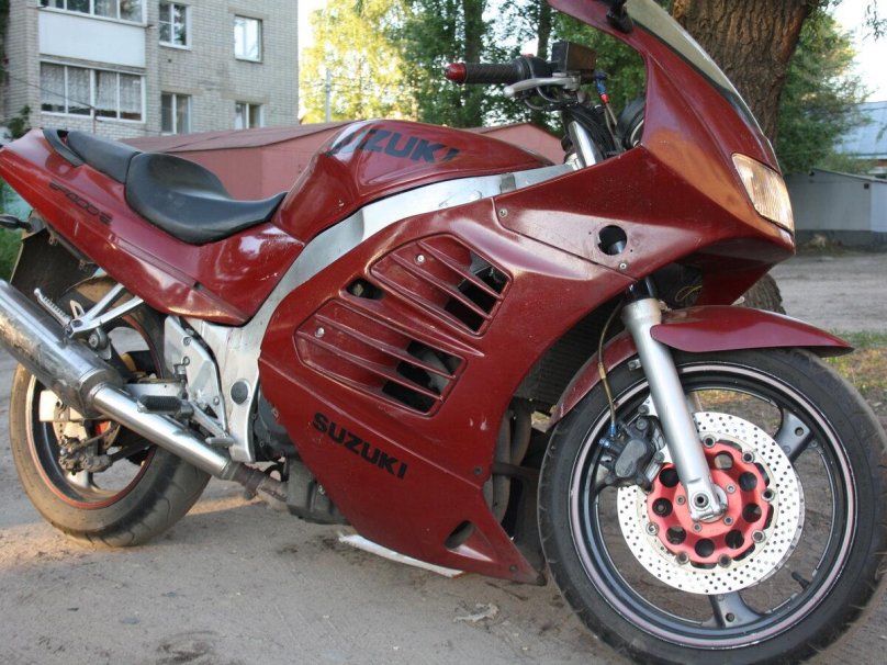 Suzuki rf400r 2000г