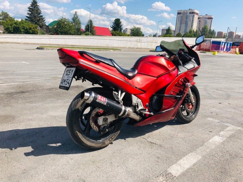 Suzuki RF 400 черный