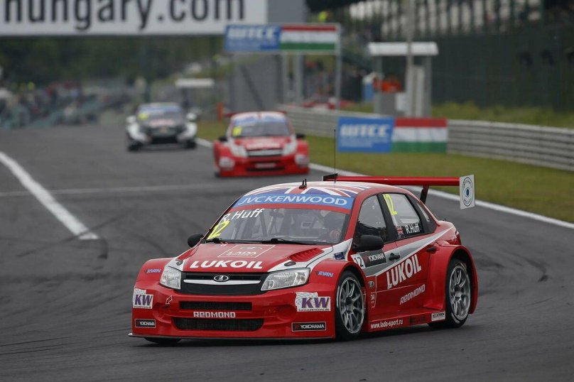 Лада Гранта гоночная WTCC