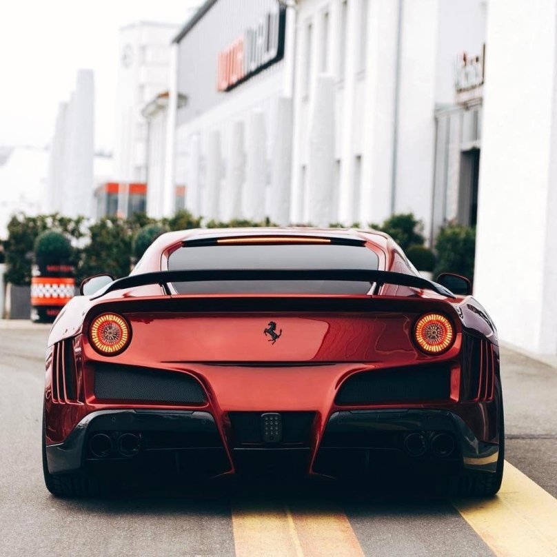 Феррари Берлинетта