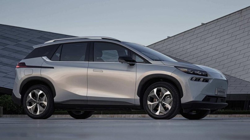 GAC Aion v Plus 2022