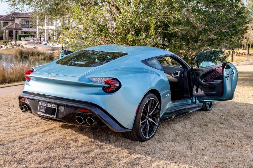 Aston Martin Vanquish Zagato Coupe 2018