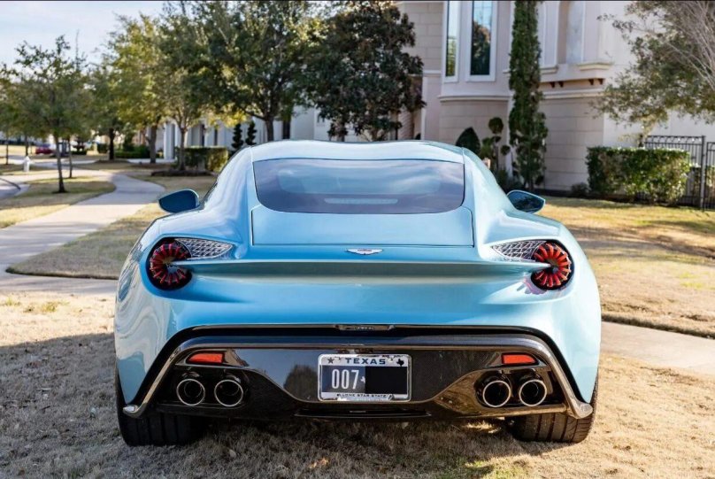 Aston Martin Vanquish Zagato Coupe