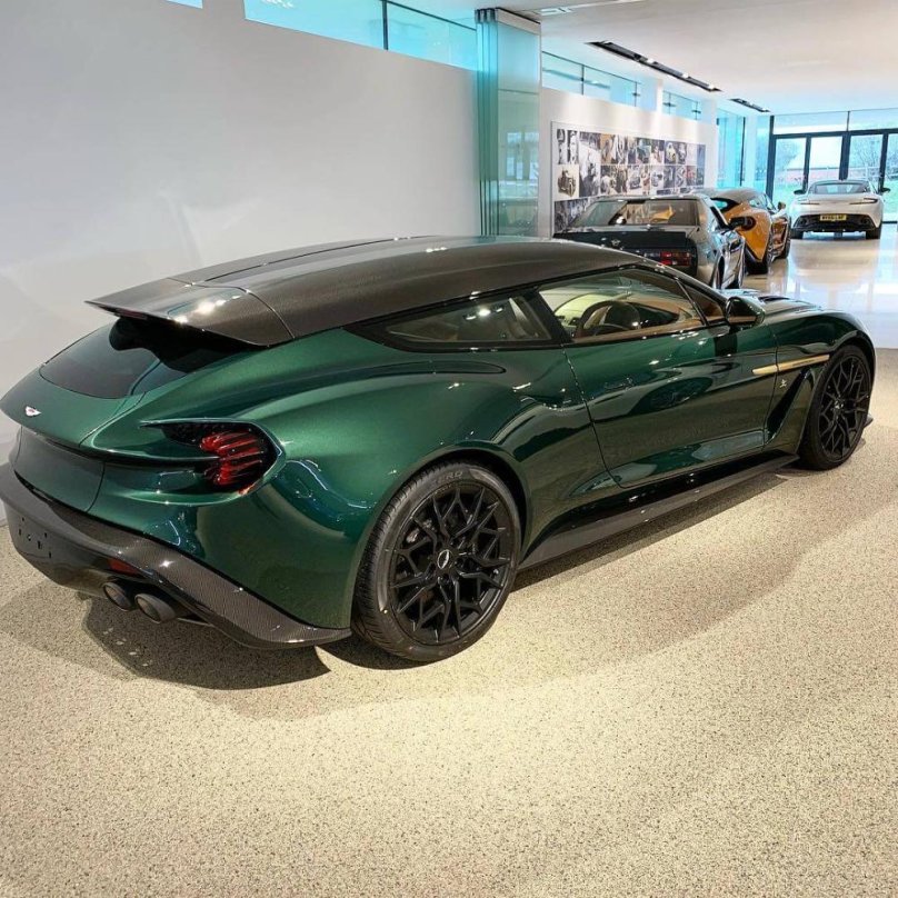 Астон Мартин Vanquish Zagato