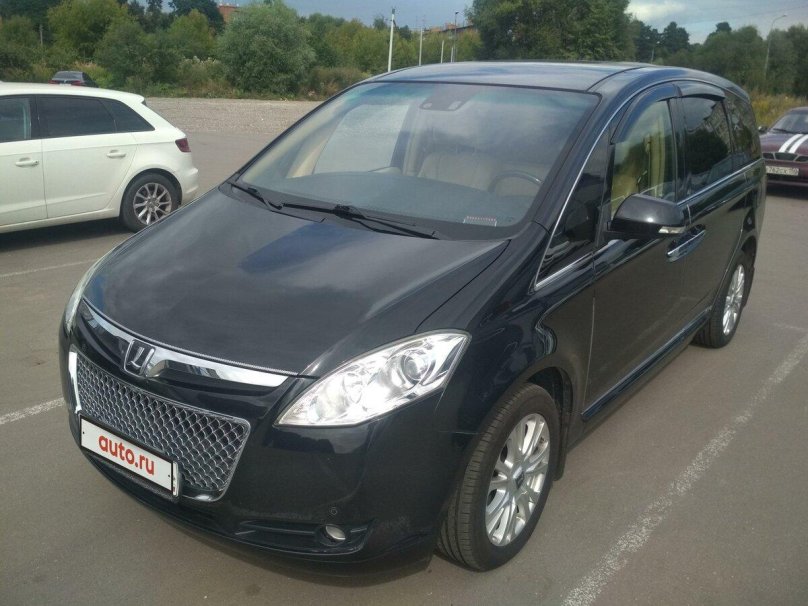 Минивэн Люксген 7 МПВ