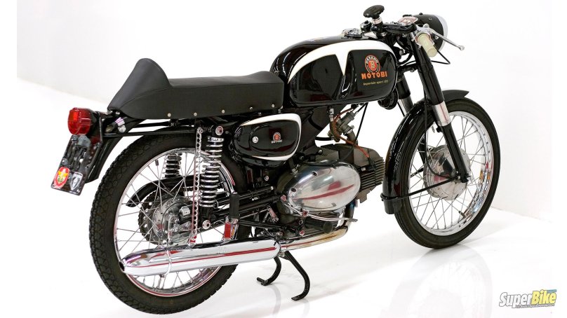 Винтажный мотоцикл