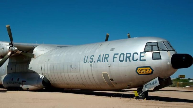 Дуглас c-133 «Каргомастер»