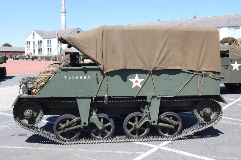 Юниверсал Кэрриер